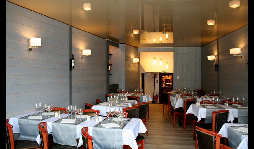 Restaurant Les Chenizelles II < Laon < Aisne < Hauts-de-France