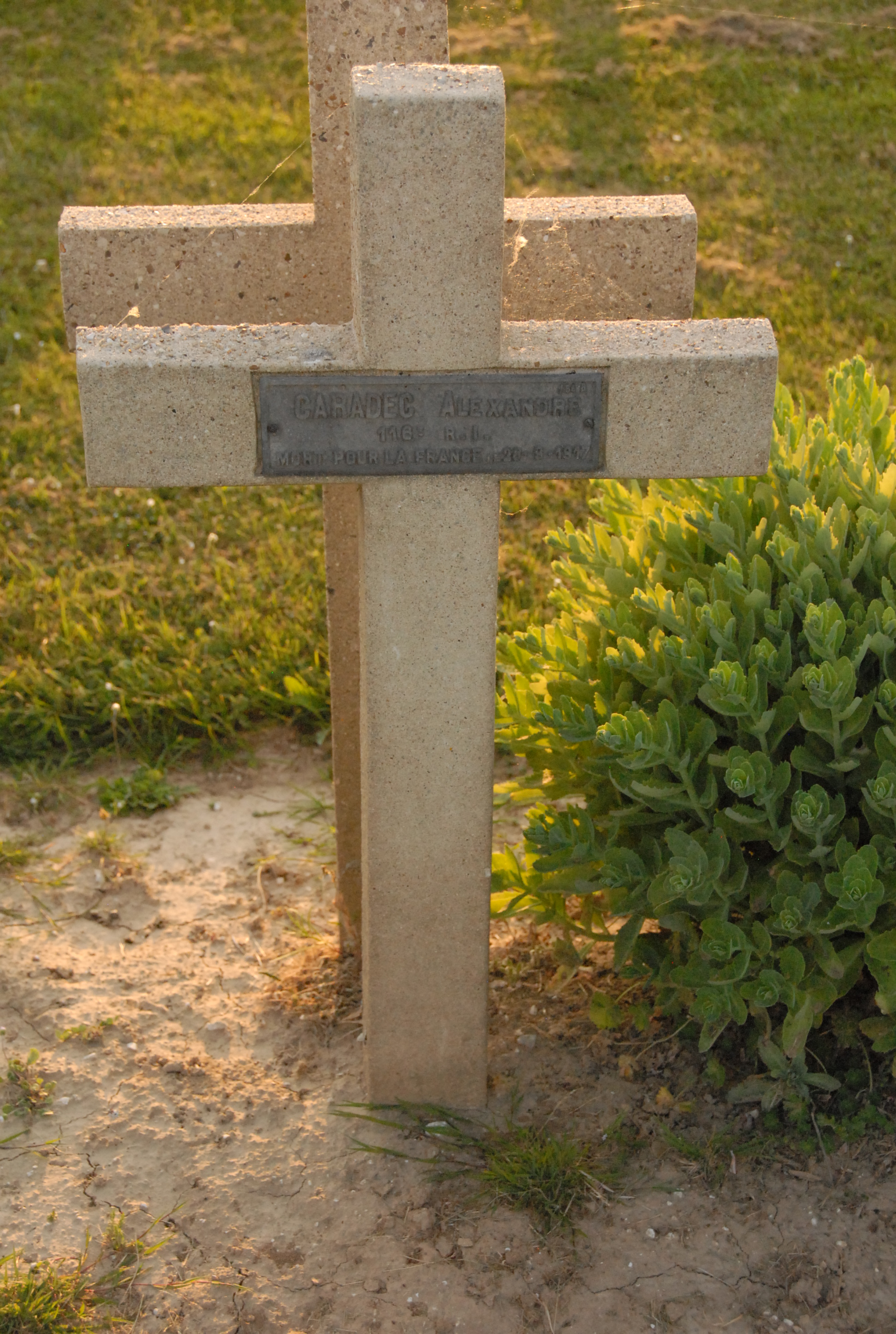 Sépulture soldat CARADEC Alexandre