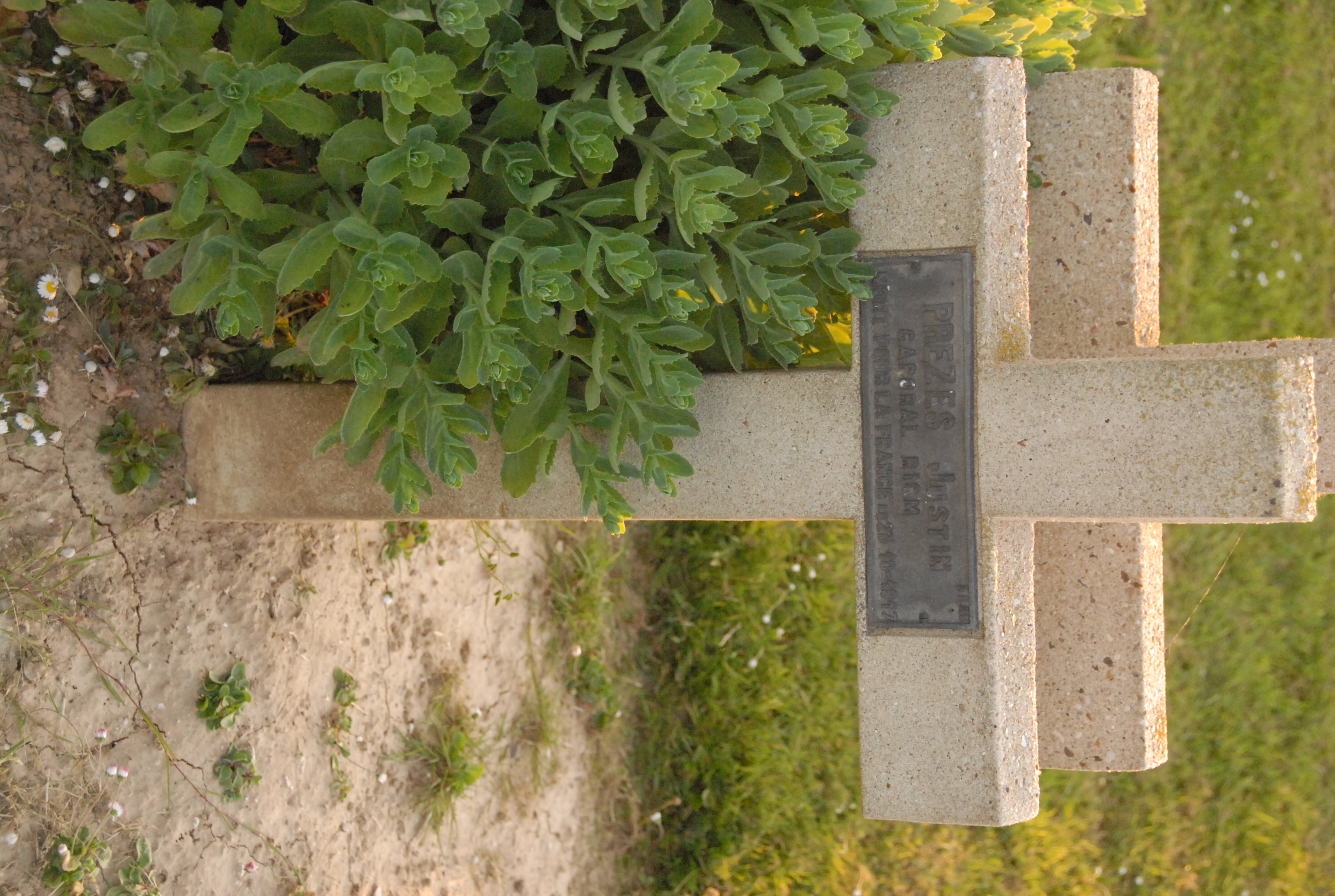 Sépulture PREZES Justin