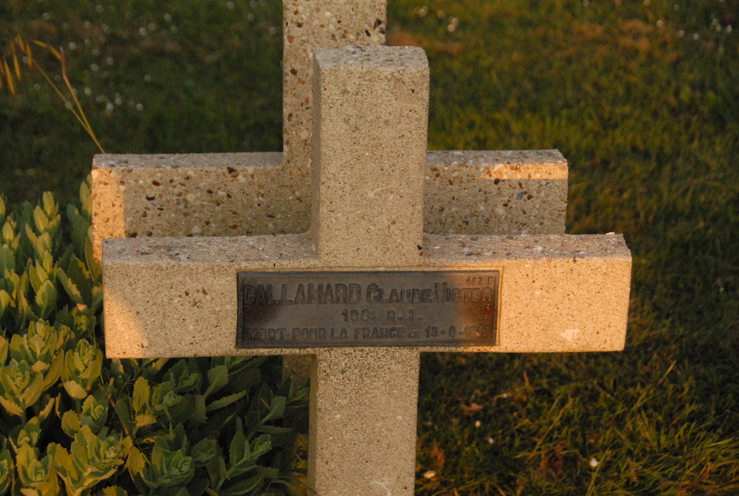 Sépulture CALLAMARD Claude Victor