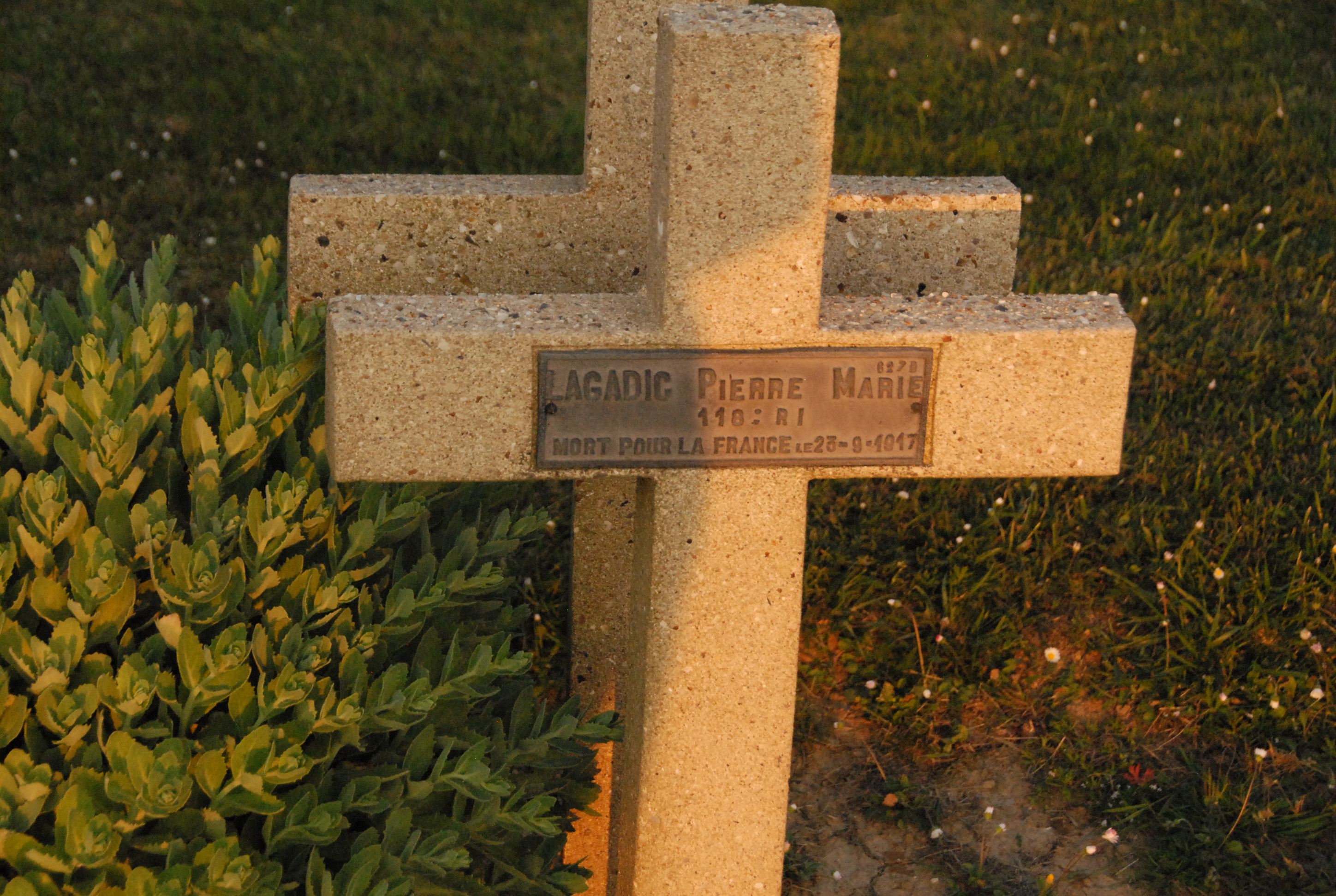 Sépulture LAGADIC Pierre Jean Marie