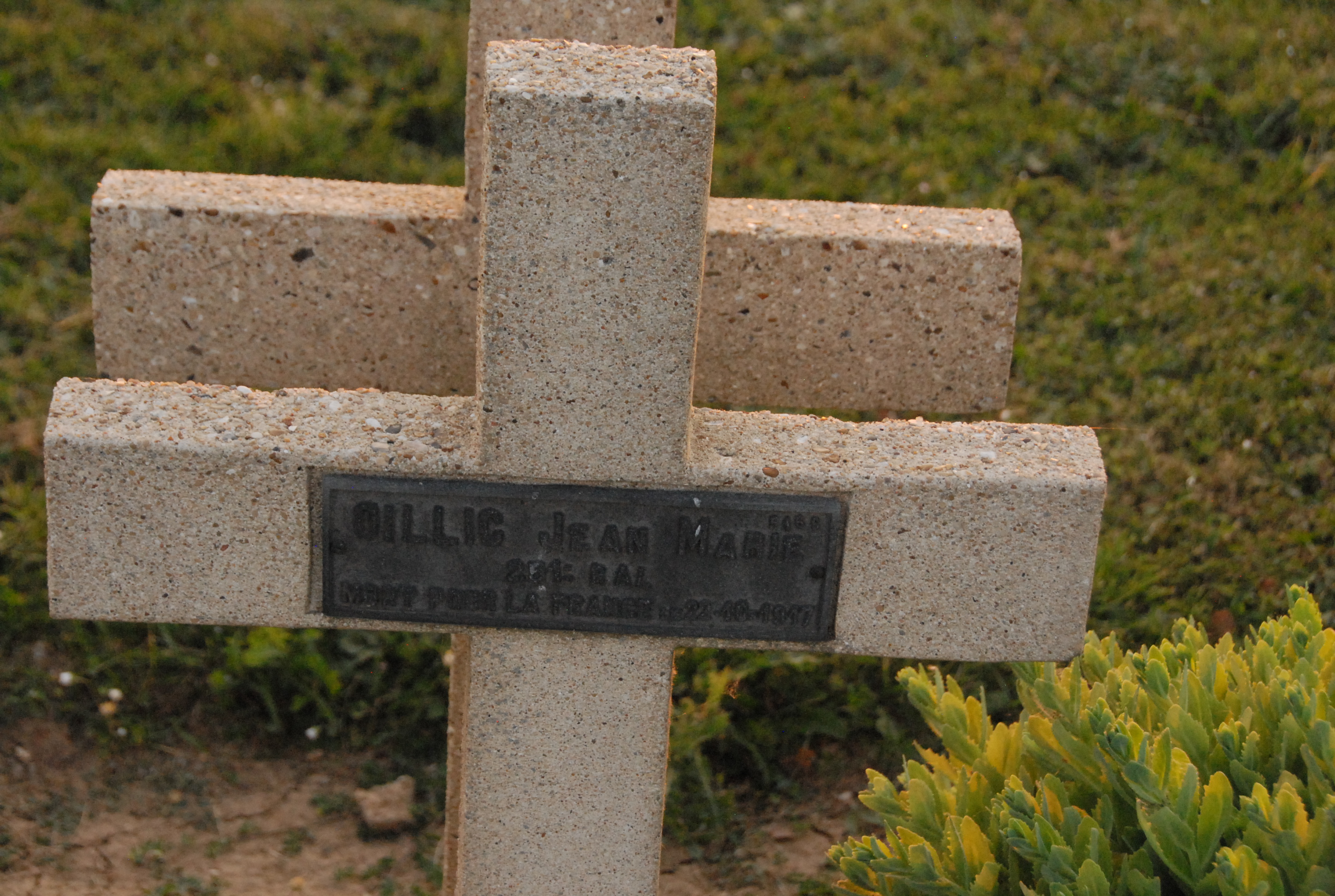 Sépulture OILLIC Jean Marie