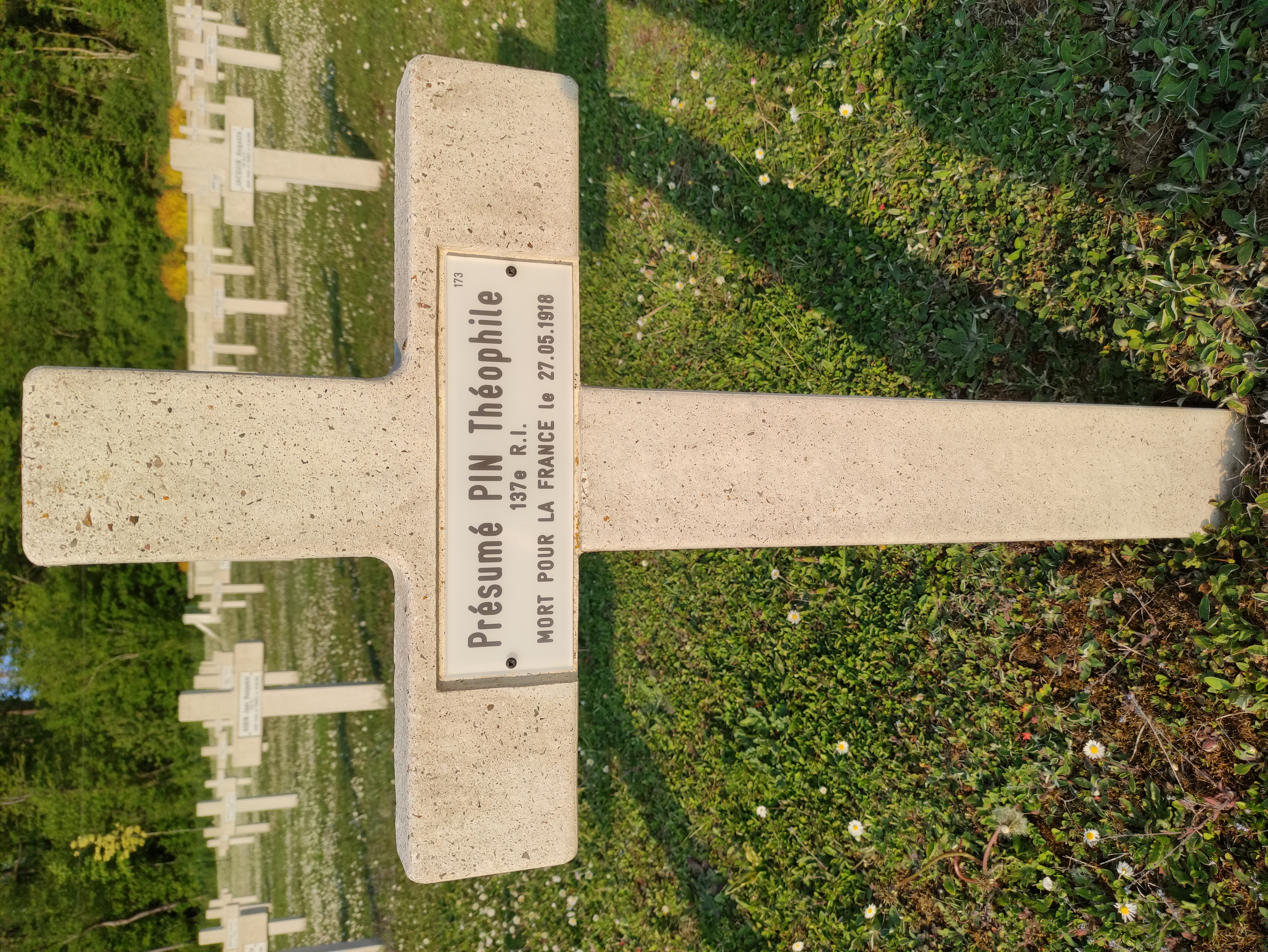 photo sépulture - PIN Théophile