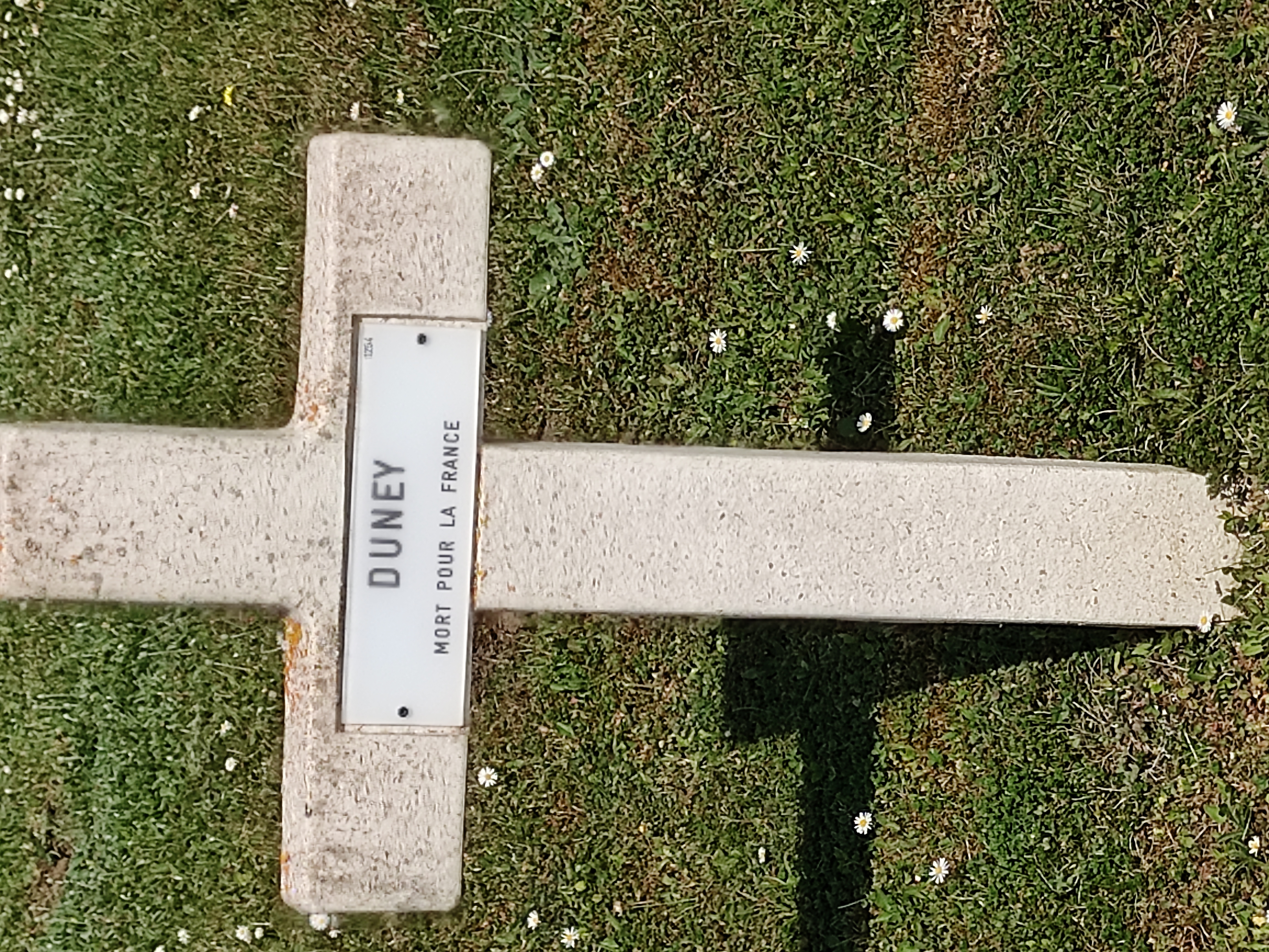 Sépulture soldat DUNEY