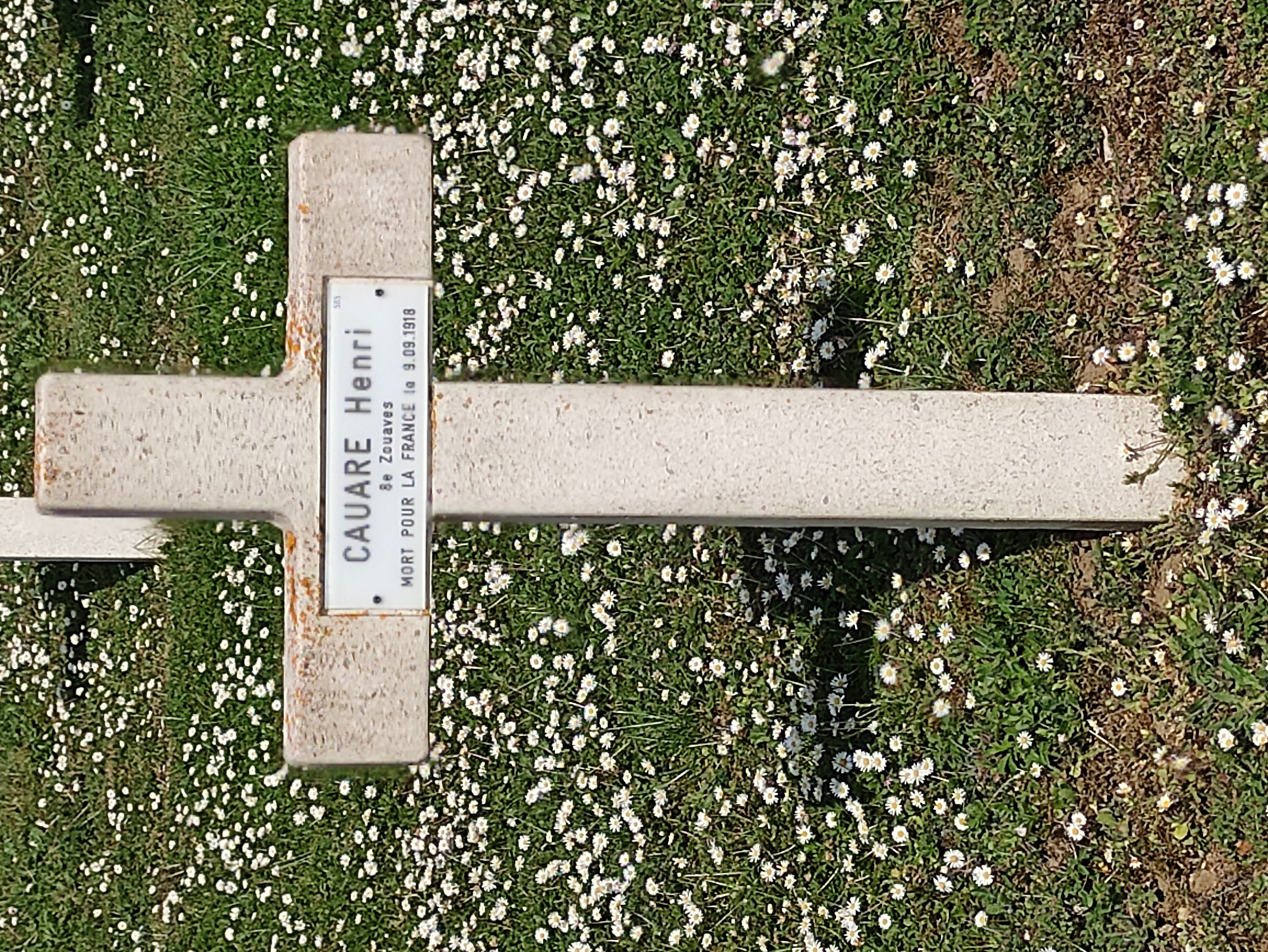 Sépulture CAVARE Henri Antoine (CAUARE sur sépulture) 