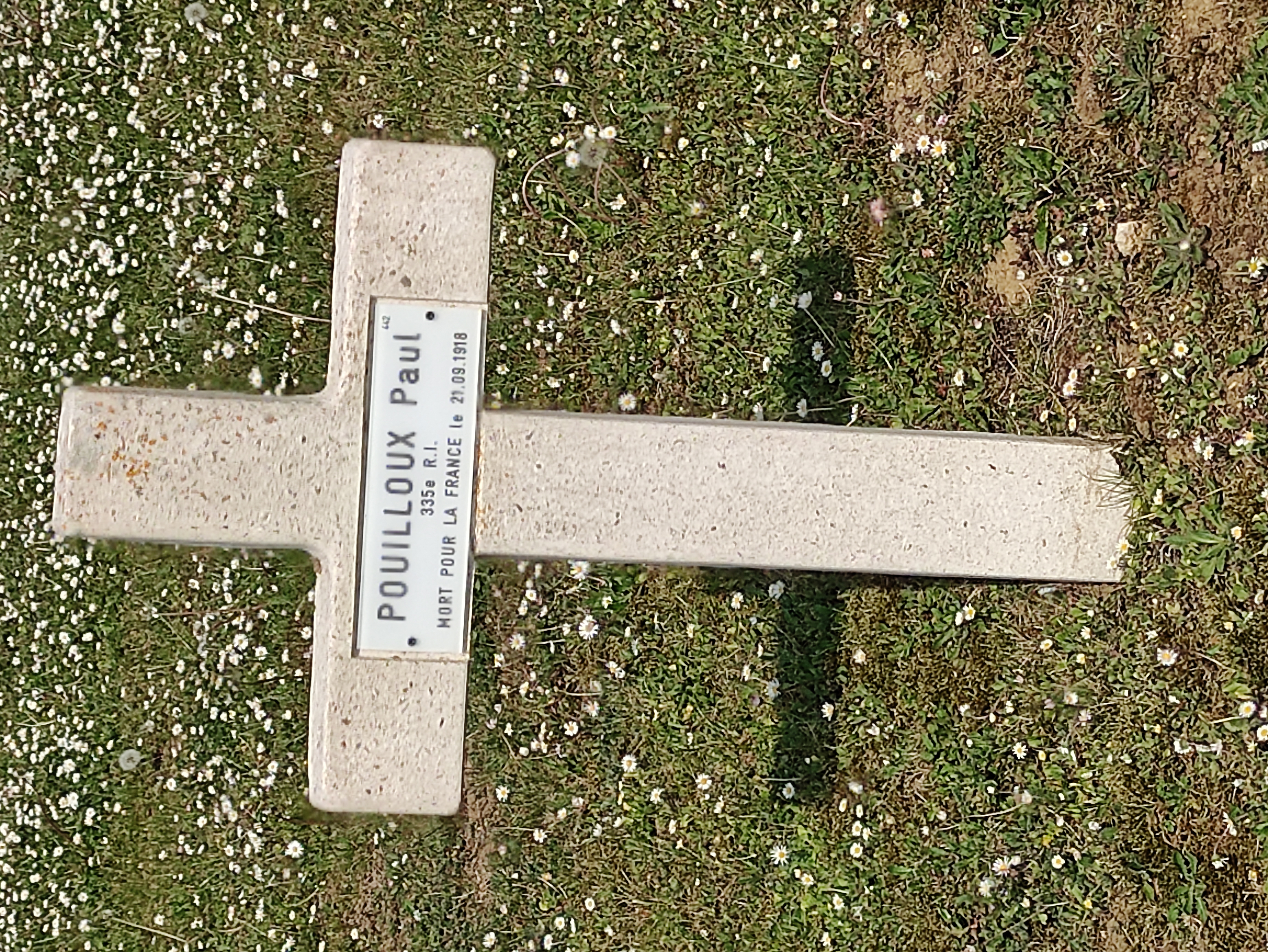 Sépulture POUILLOUX Paul