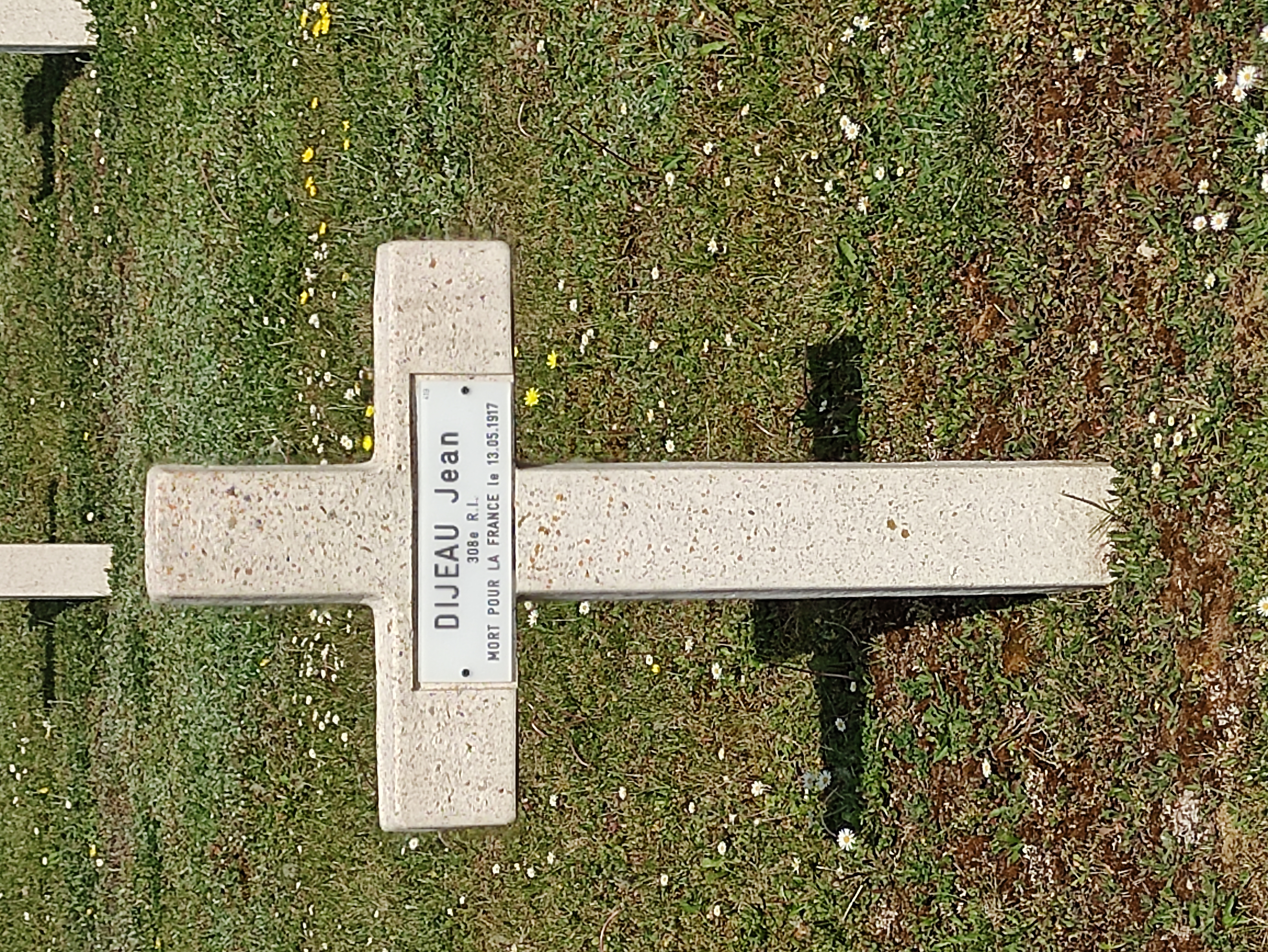 Sépulture DIJEAU Jean