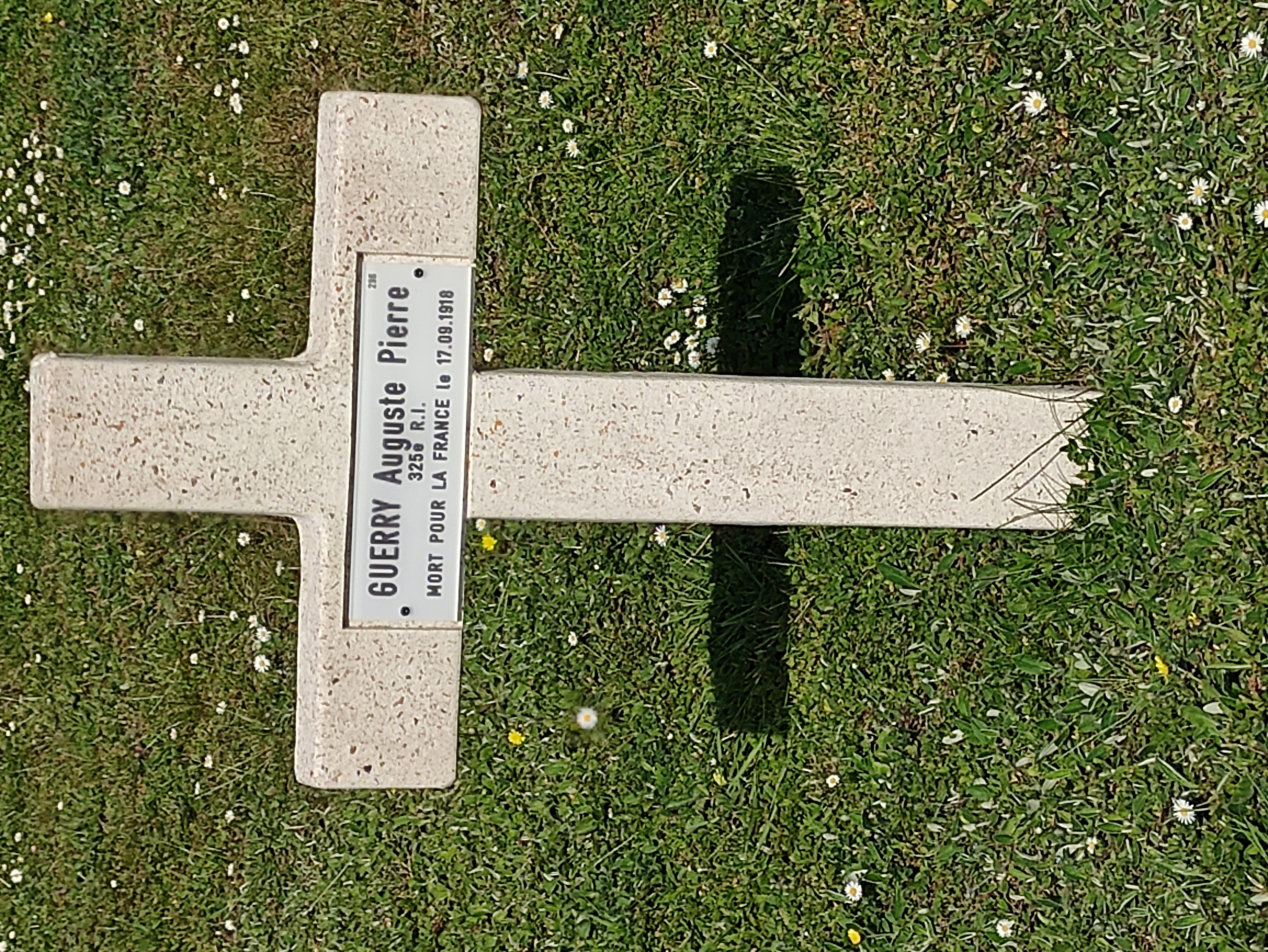Sépulture GUERRY Auguste Pierre Louis