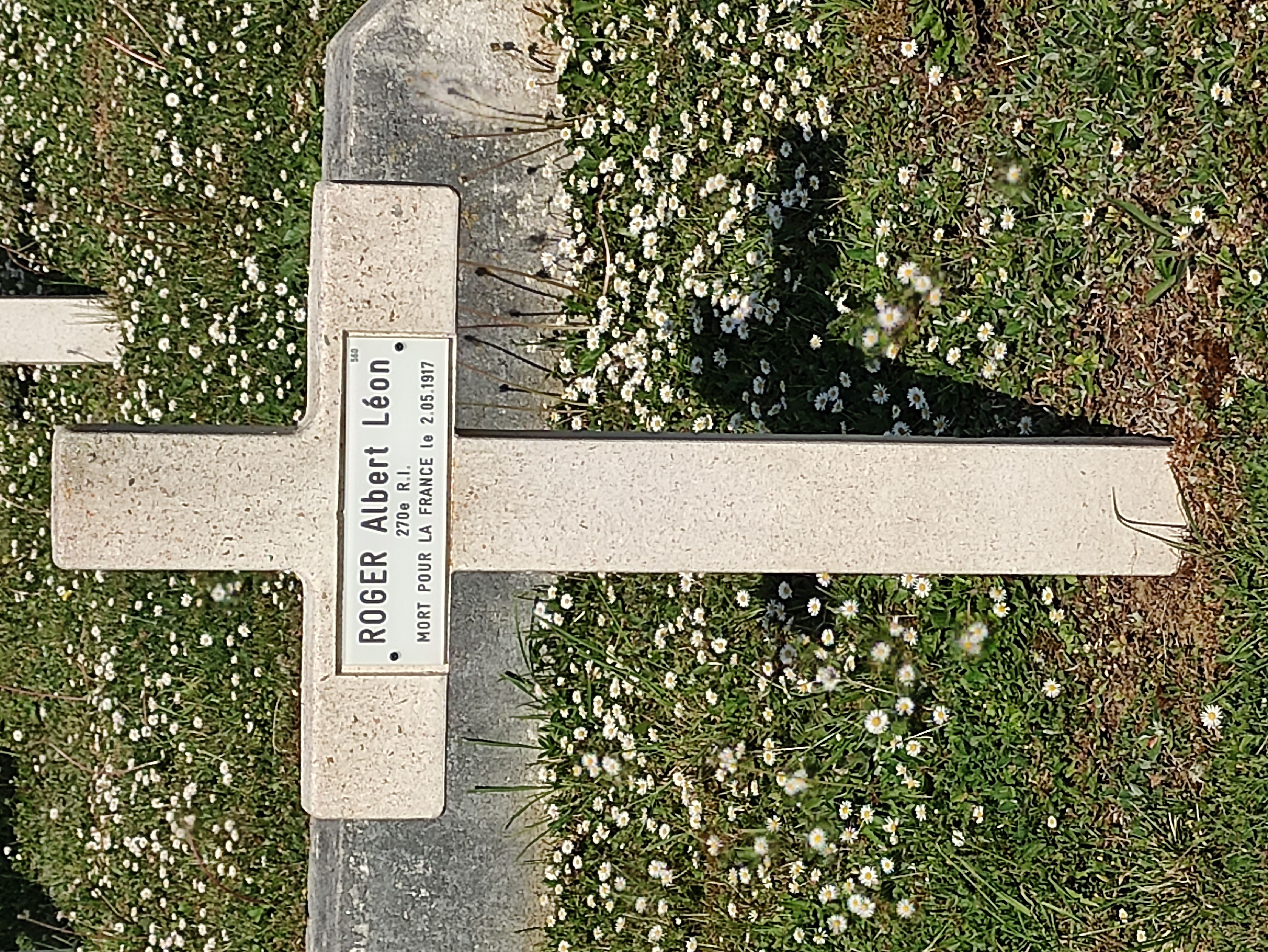 Sépulture ROGER Albert Léon