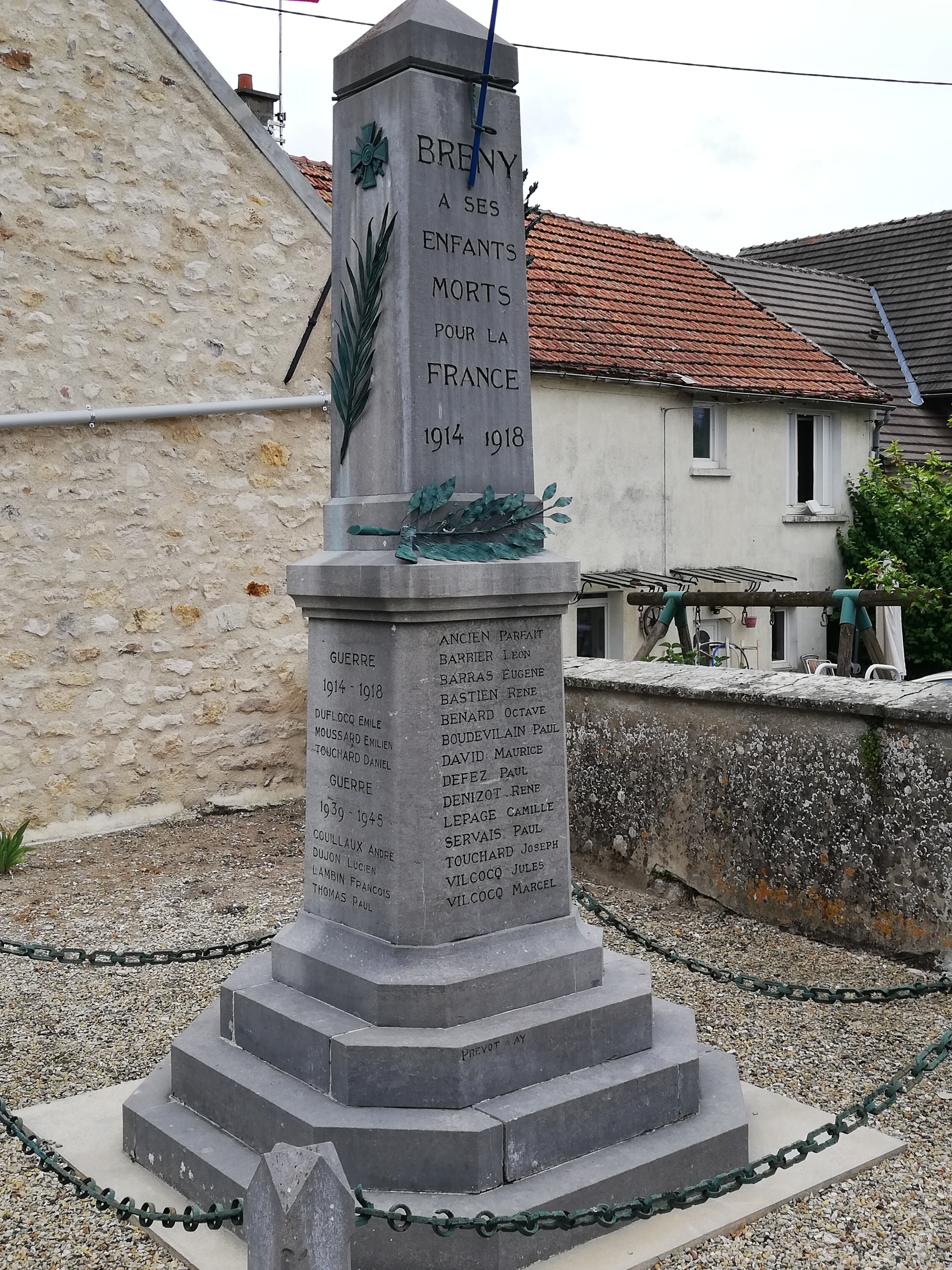 Barbier Henri Léon Monument aux Morts Breny 02 Barbier Henri Léon Monument aux Morts Breny 02