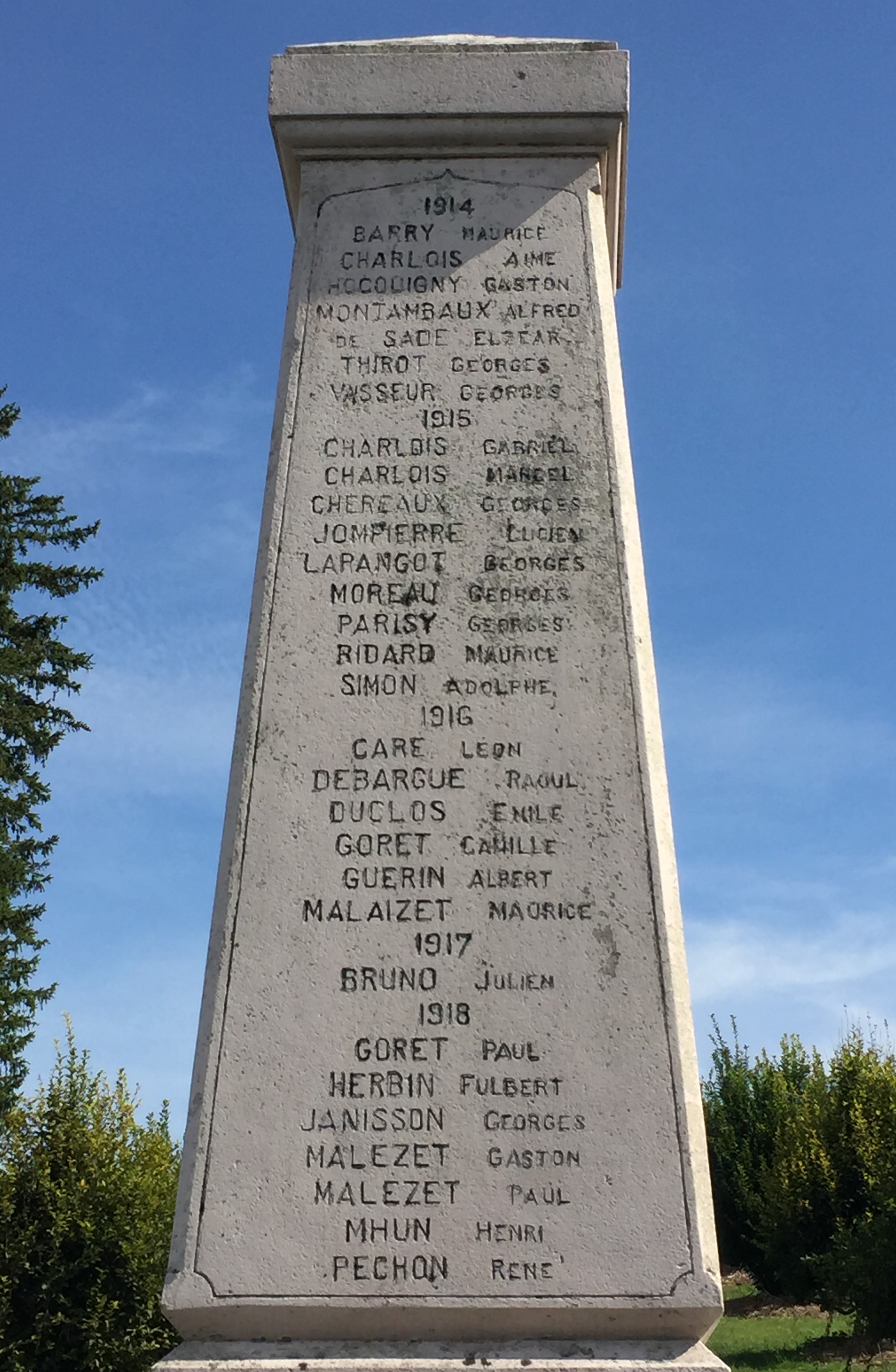 Monument aux Morts Condé en Brie (Aisne)