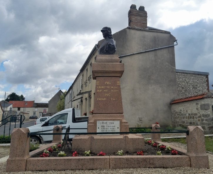 Monument aux Morts Marchais (02) Monument aux Morts Marchais (02)
