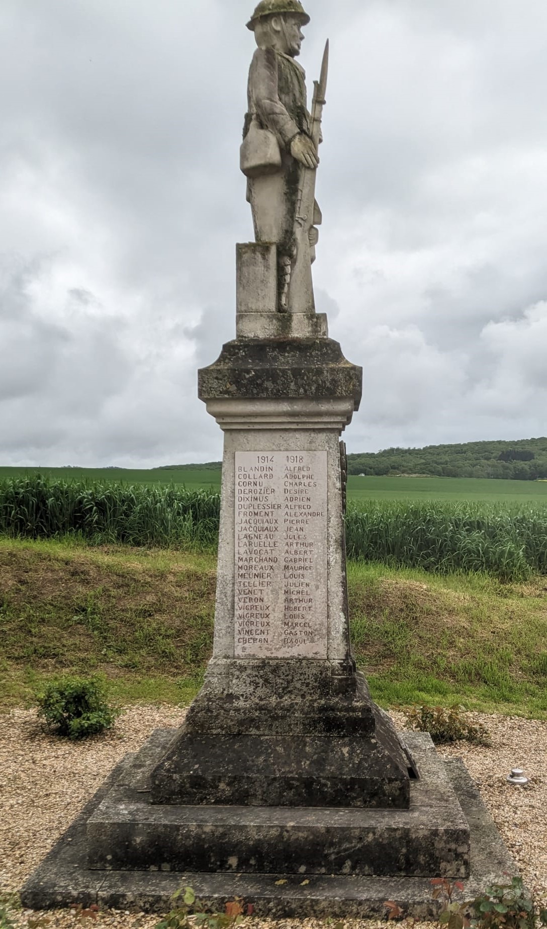 Monument aux morts Taillefontaine (Aisne)