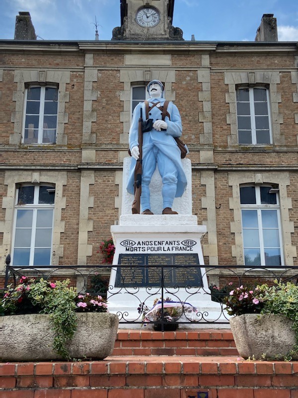 Monument aux Morts Wasigny (Ardennes) Monument aux Morts Wasigny (Ardennes)