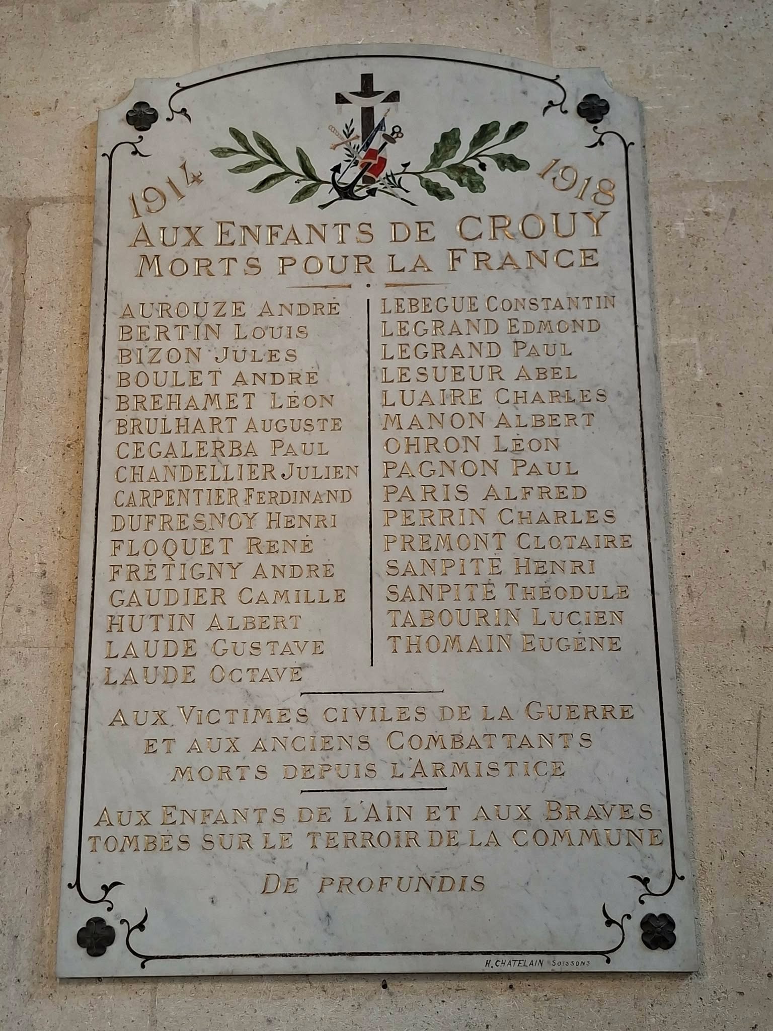 Plaque dans l'Eglise de Crouy (natifs de) (Aisne)