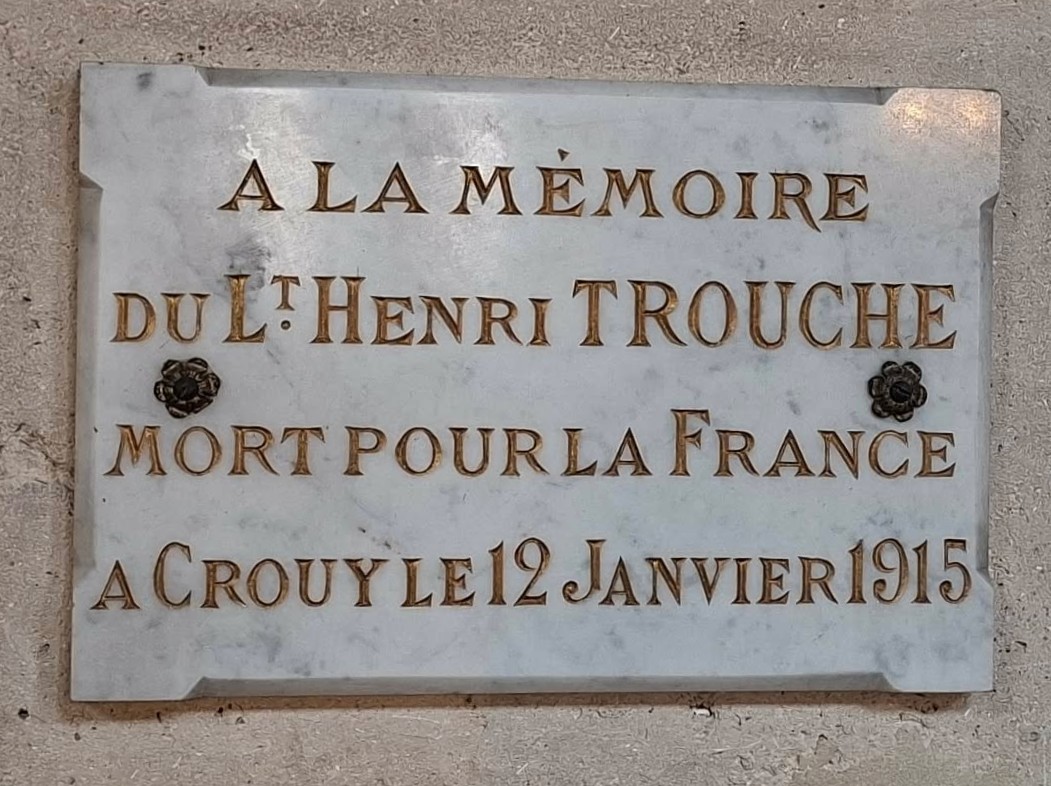 Plaque dans l'Eglise de Crouy (Aisne)