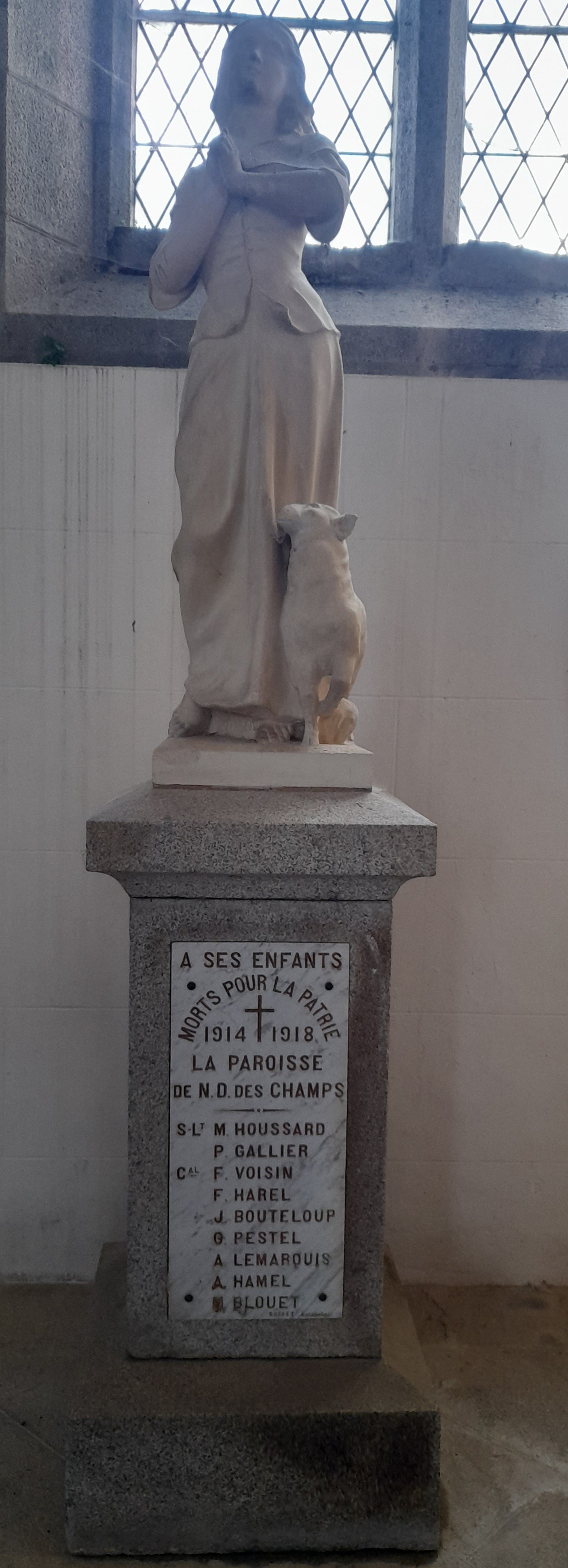 Monument Notre Dame des Champs Avranches (50)
