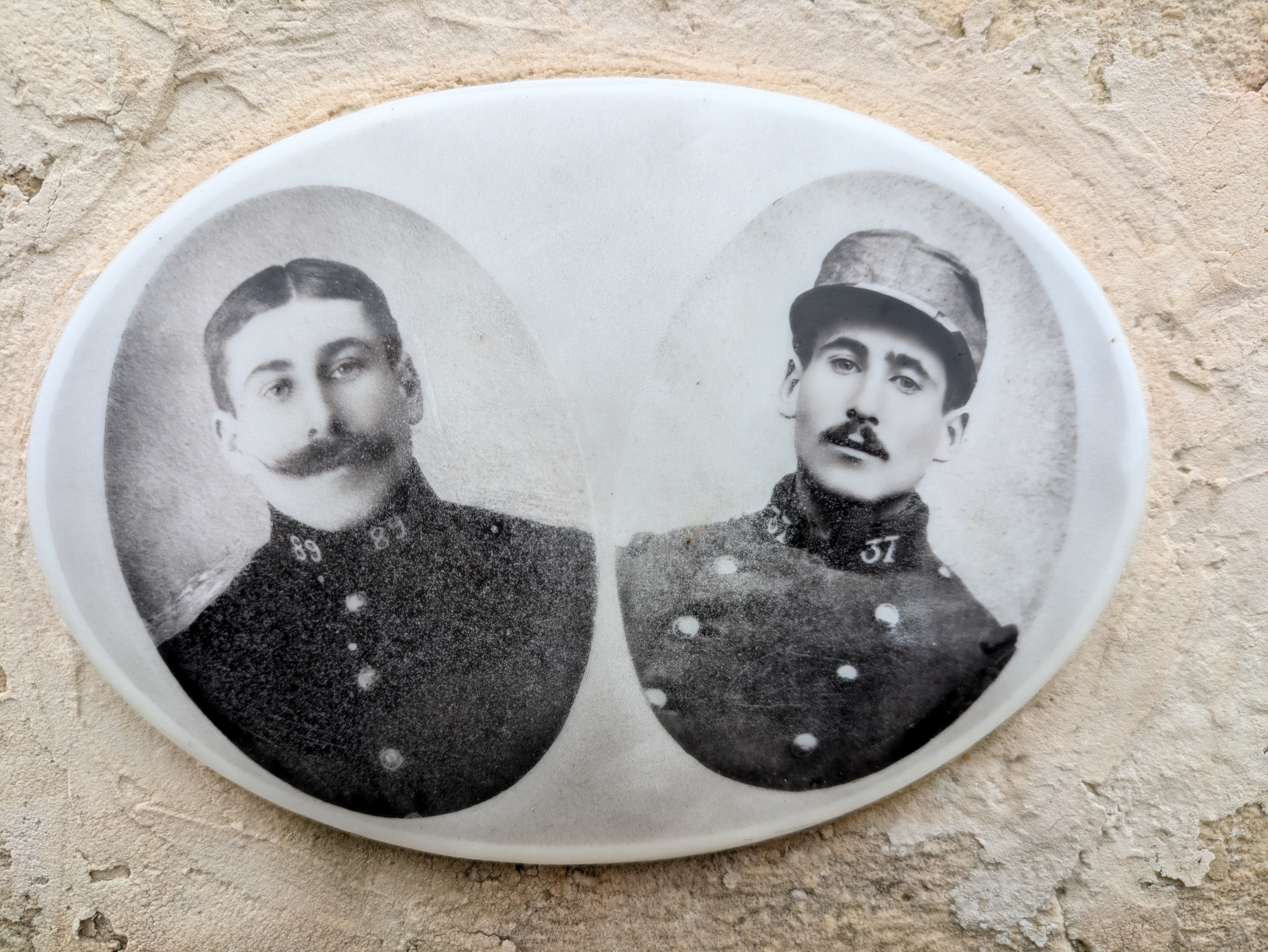 Portrait : Octave et Armand THIBAULT Portrait : Octave et Armand THIBAULT