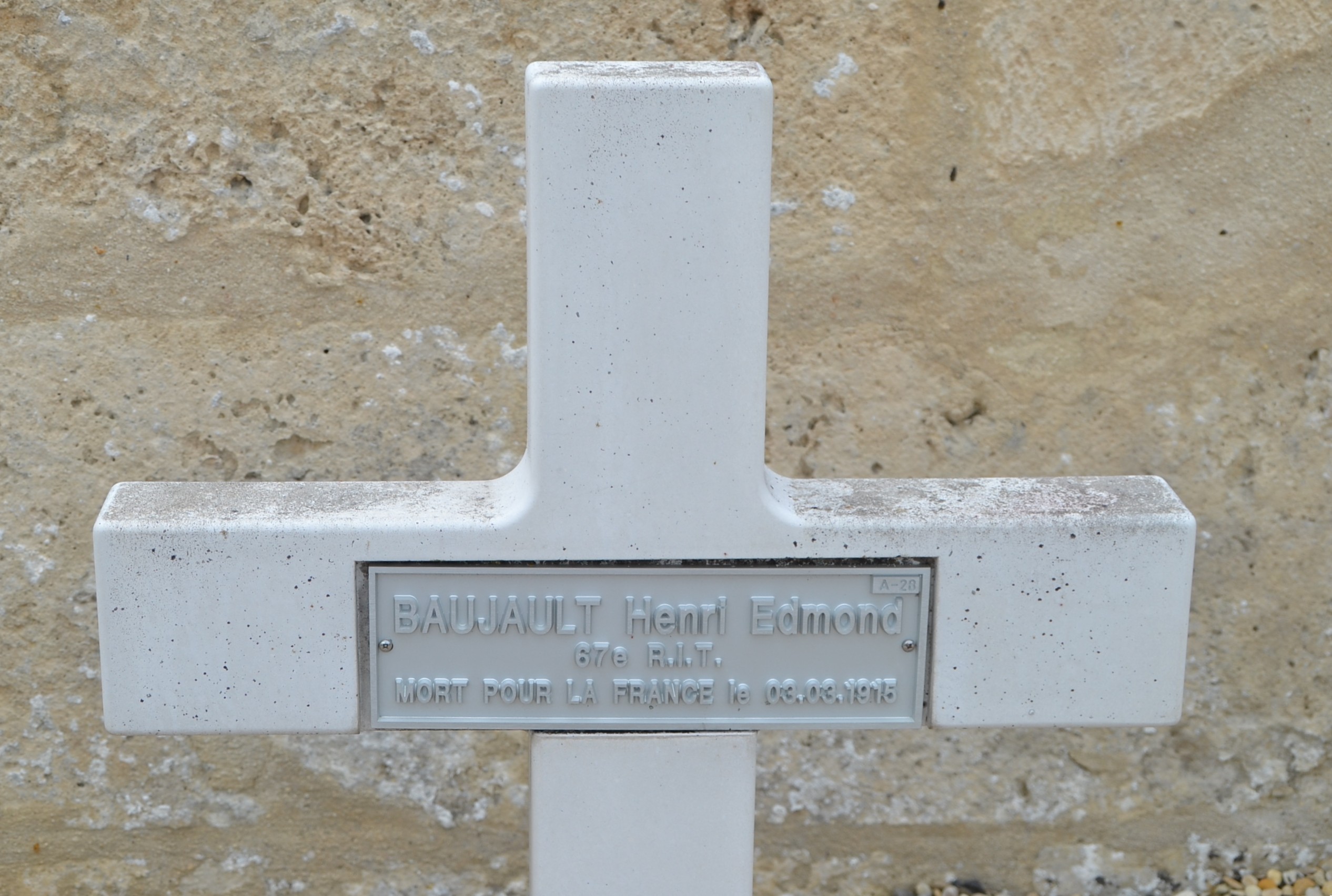Baujault Henri Edmond Pascal sépulture à Serches (Aisne) 