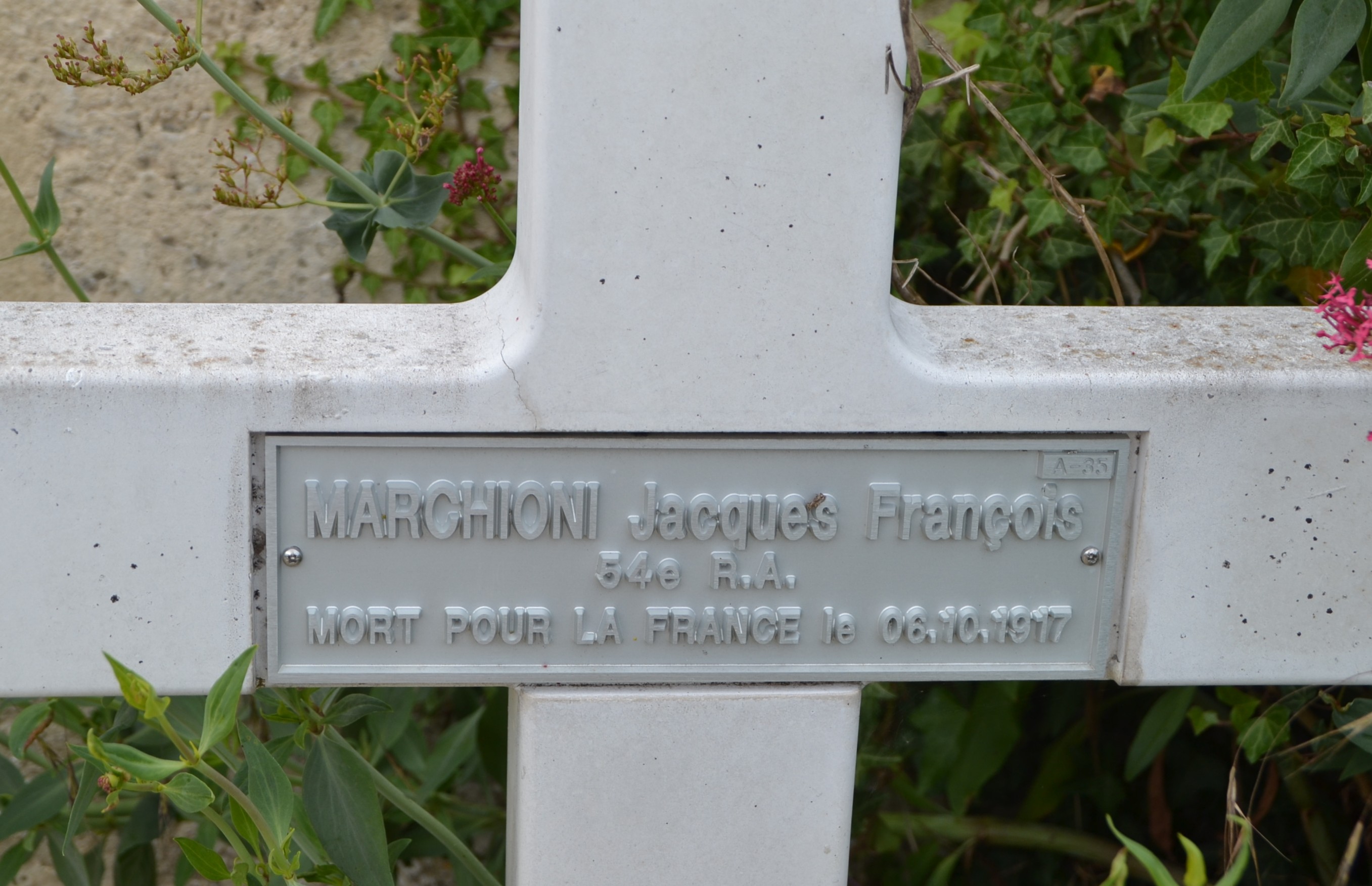 Marchioni Jacques François sépulture à Serches (Aisne)