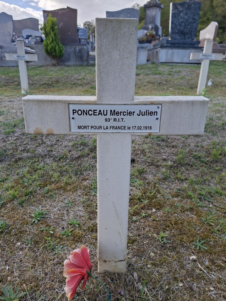 Ponceau Mercier Julien sépulture à Acy (02)