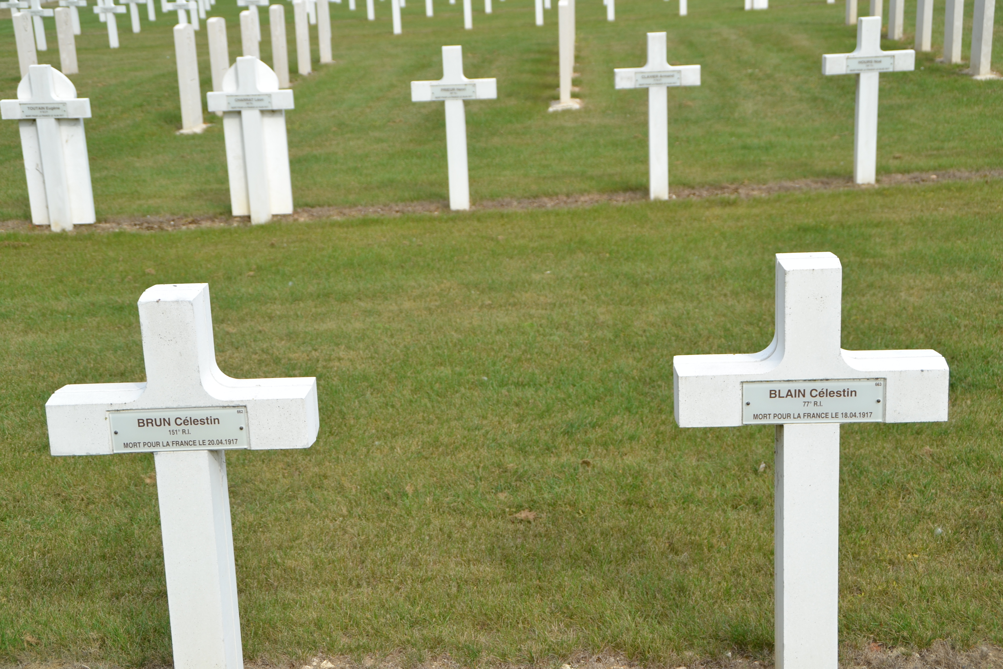 Blain Célestin et Brun Célestin sépultures à Berry au Bac (Aisne)