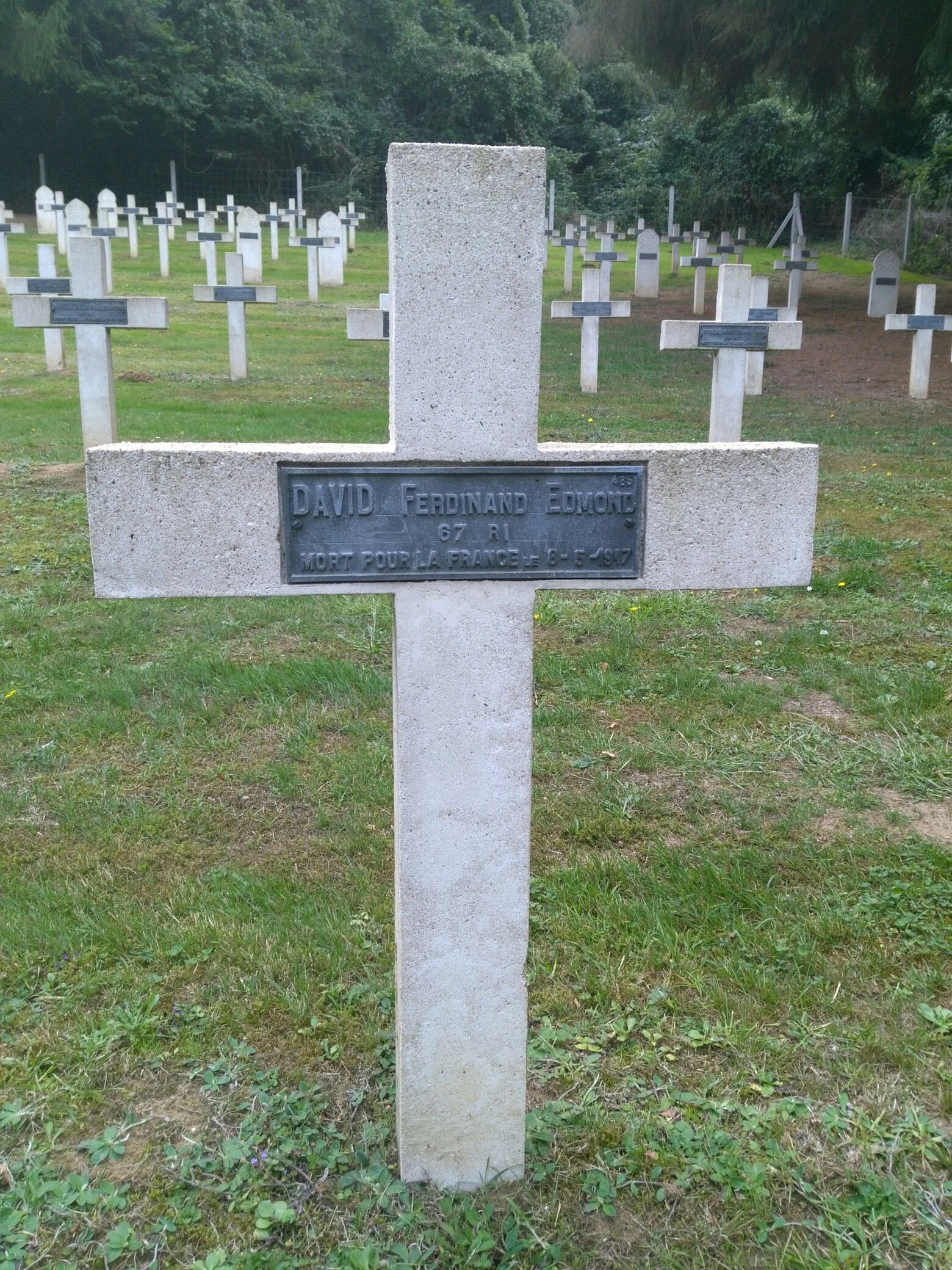 David Ferdinand Edmond sépulture de ce combattant à Braine 08/17