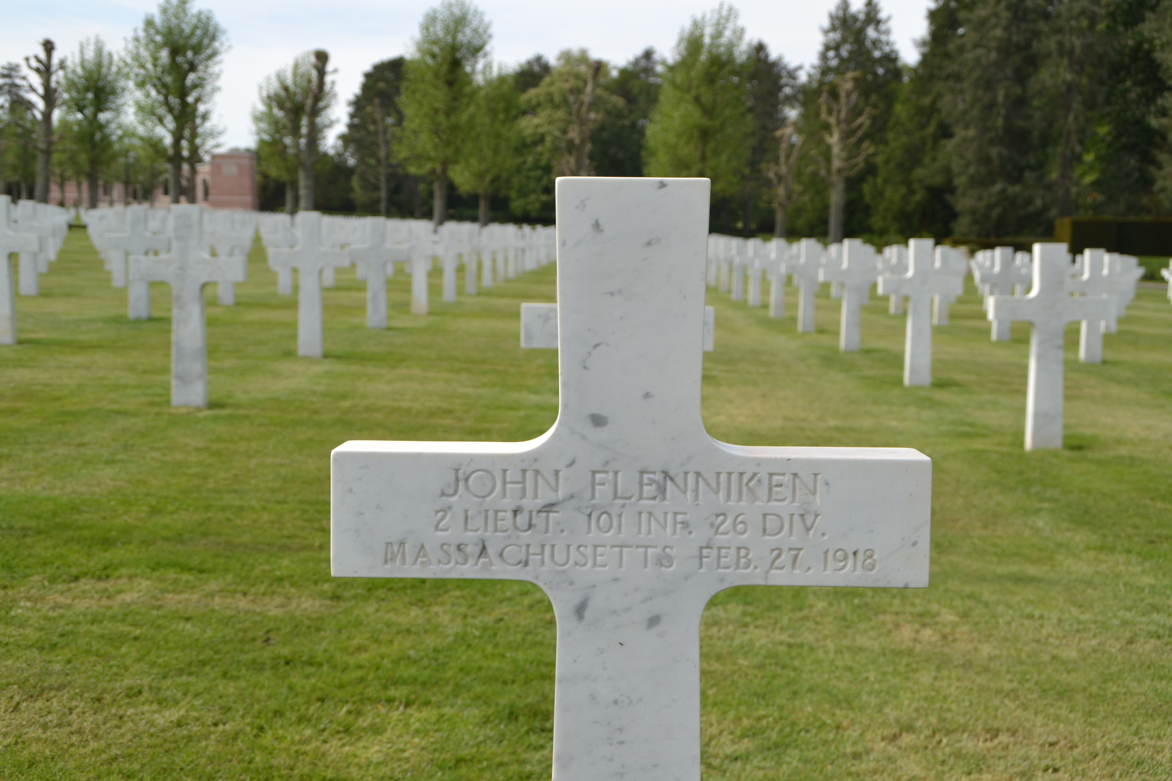 Flenniken John sépulture à Seringes-et-Nesles (Aisne)