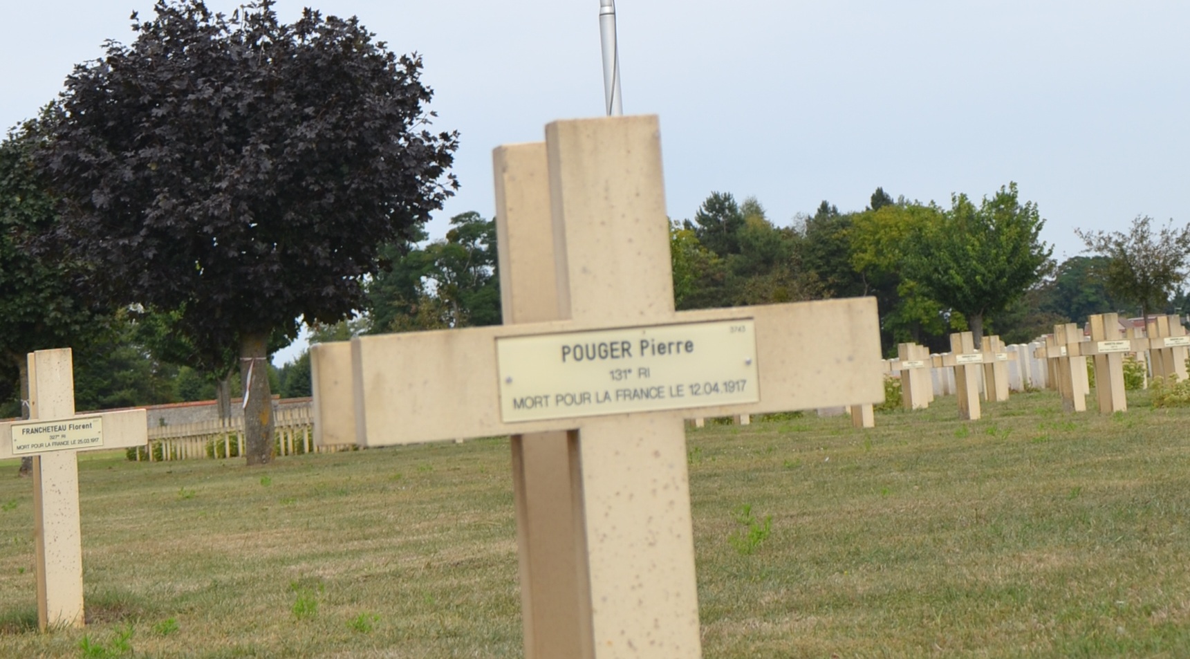 Pouger Pierre, sépulture à Pontavert Pouger Pierre, sépulture à Pontavert