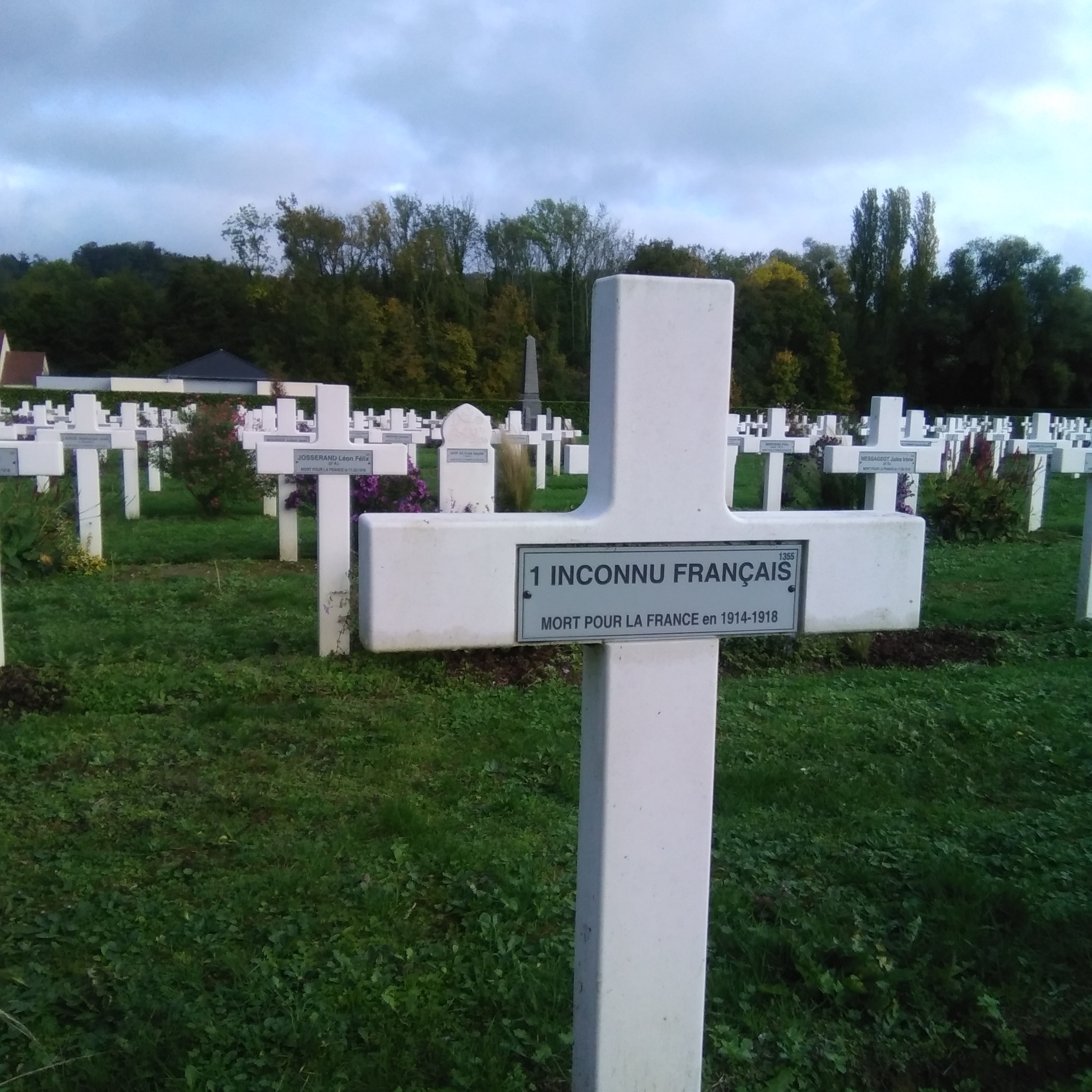 sépulture 1355,  inconnu 14-18 - cimetière français de Vailly