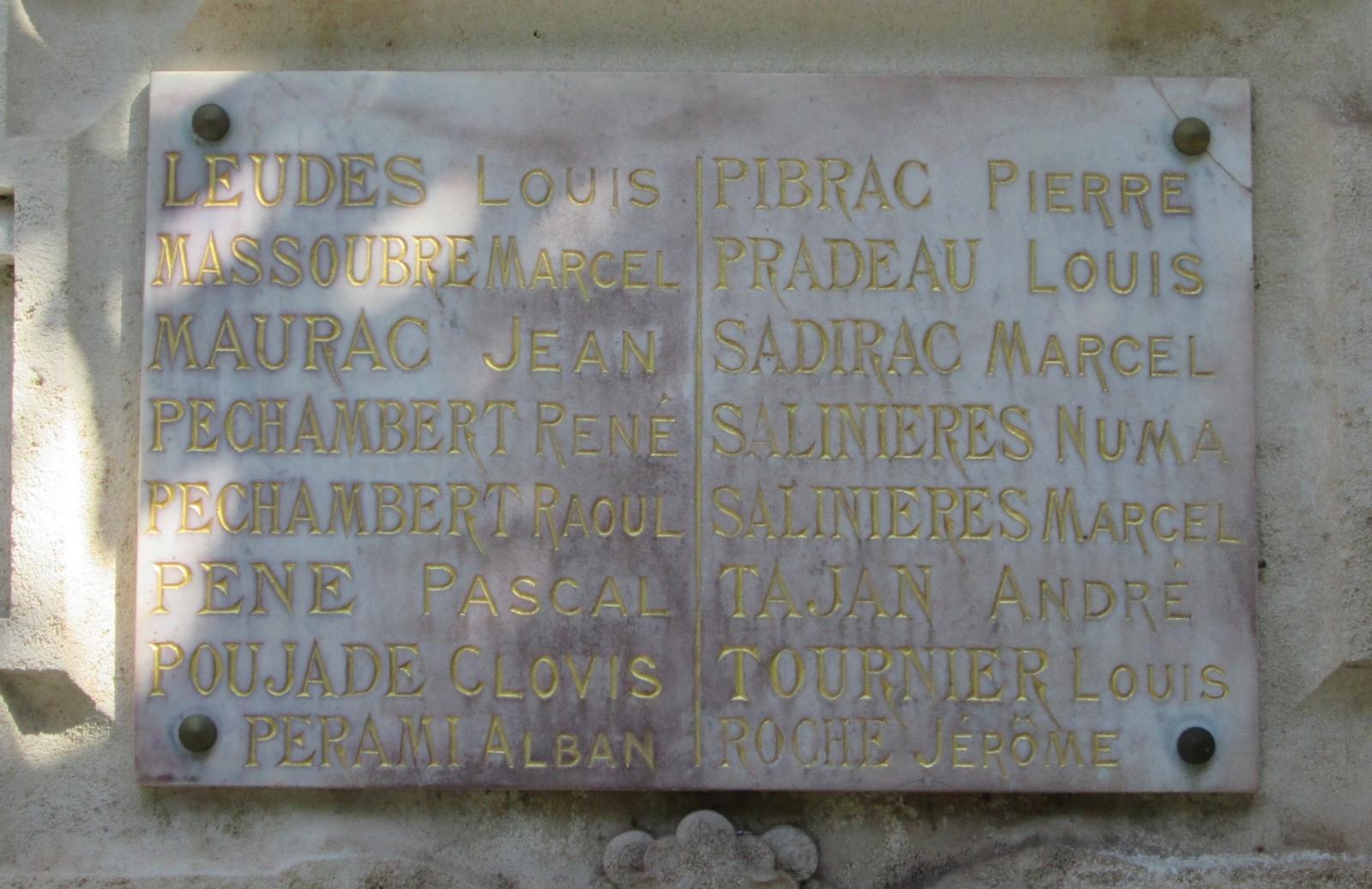 Inscription monument aux morts - Latresne
