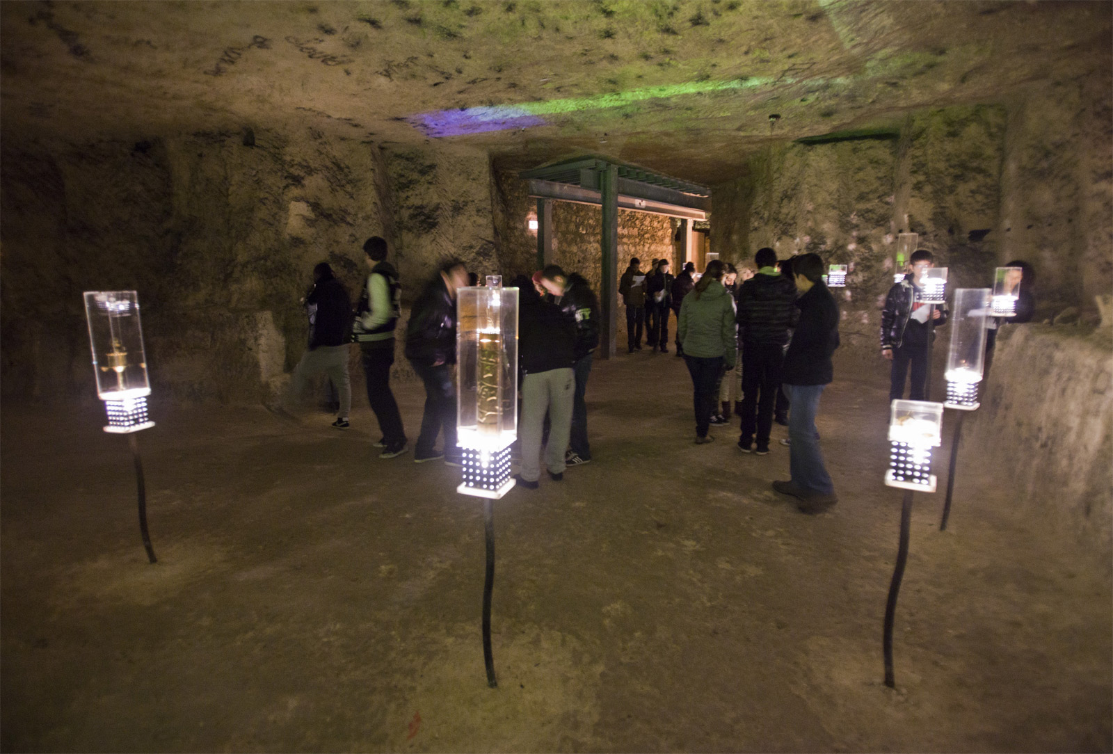 L'artisanat de tranchée à la Caverne du Dragon-Musée du Chemin des Dames (Aisne)