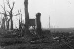 Le Chemin des Dames, l'état du terrain et un cimetière allemand en 1918