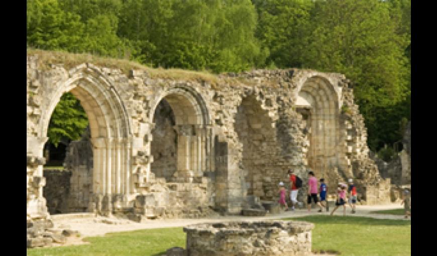 Abbaye de Vauclair_famille < Bouconville-Vauclair < Aisne < Picardie