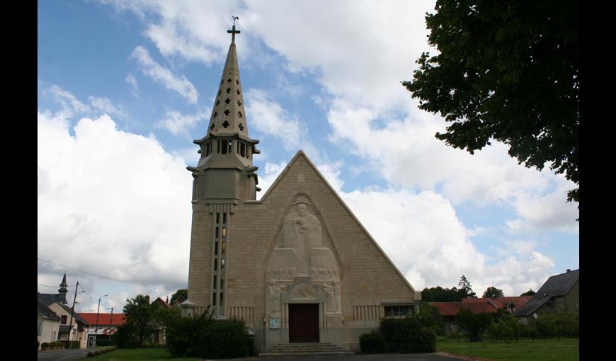 Eglise Saint-Martinreconstruction < Monthenault < Aisne < Hauts-de-France