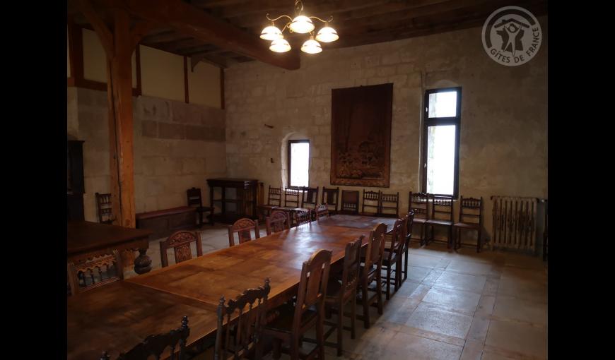 RESSONS-LE-LONG Gîte de La Ferme de la Montagne