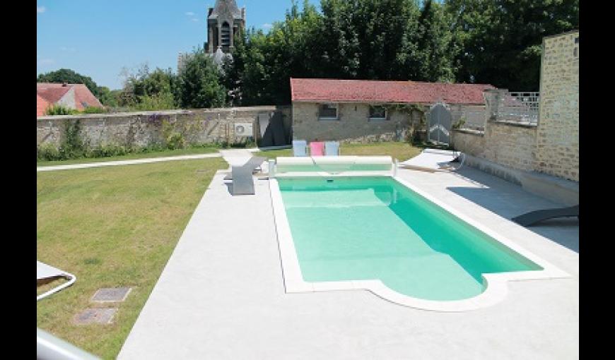 Gîte Adelaïde piscine < Craonelle < Aisne < Picardie