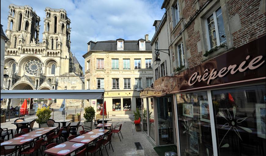 Terrasse vue cathédrale II Agora < Laon < Aisne < Picardie