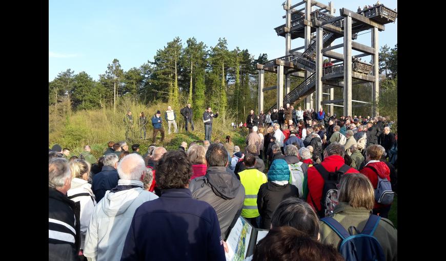 16 avril 2018, la marche à l'aube à Craonne commentée par Cyrille Delahaye, guide à la Caverne du Dragon