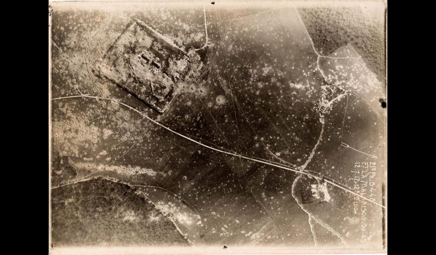Vue aérienne du fort de la Malmaison prise le 12/07/1917