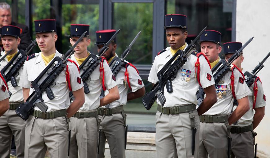 Le 152e Régiment d'Infanterie de Colmar lors de la cérémonie de la reprise de la Caverne du Dragon du 25 juin 2017