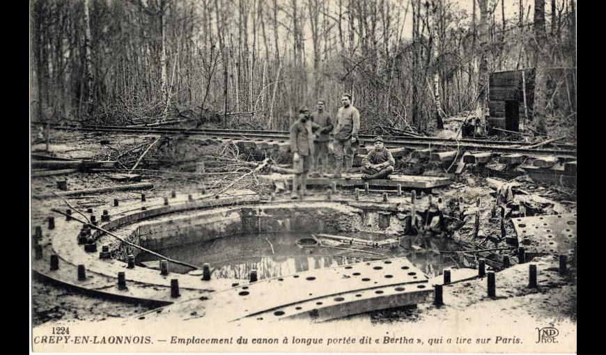 Carte postale de l'emplacement du canon à longue portée à Crepy-en-Laonnois qui a tiré sur Paris, en 14-18