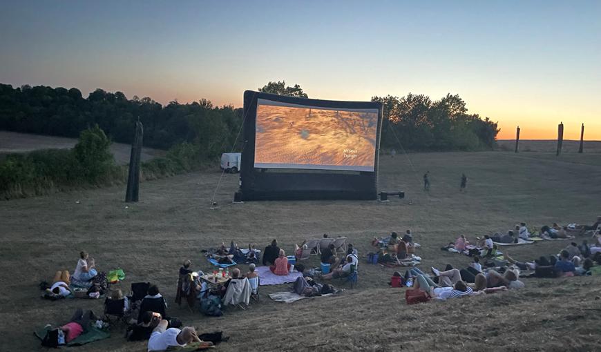 Cinéma de plein air au Centre d'Accueil du Visiteur du Chemin des Dames - Caverne du Dragon