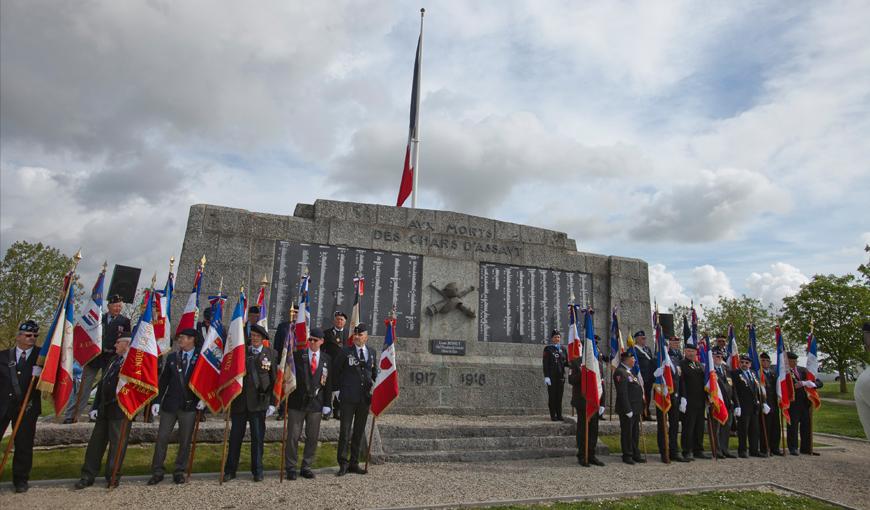 Cérémonie d'hommage aux morts des chars d'assaut à Berry-au-Bac, le 16 avril 2018