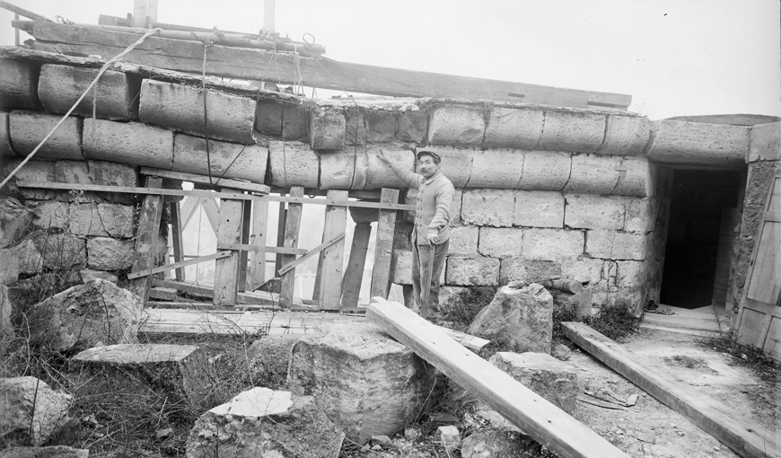 La reconstruction dans l'Aisne : Sur un chantier de la reconstruction dans le Soissonnais.