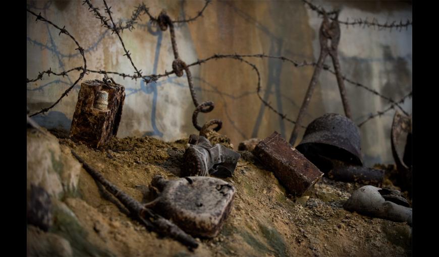 Effets personnels de soldats, dans les souterrains de la Caverne du Dragon (Aisne).