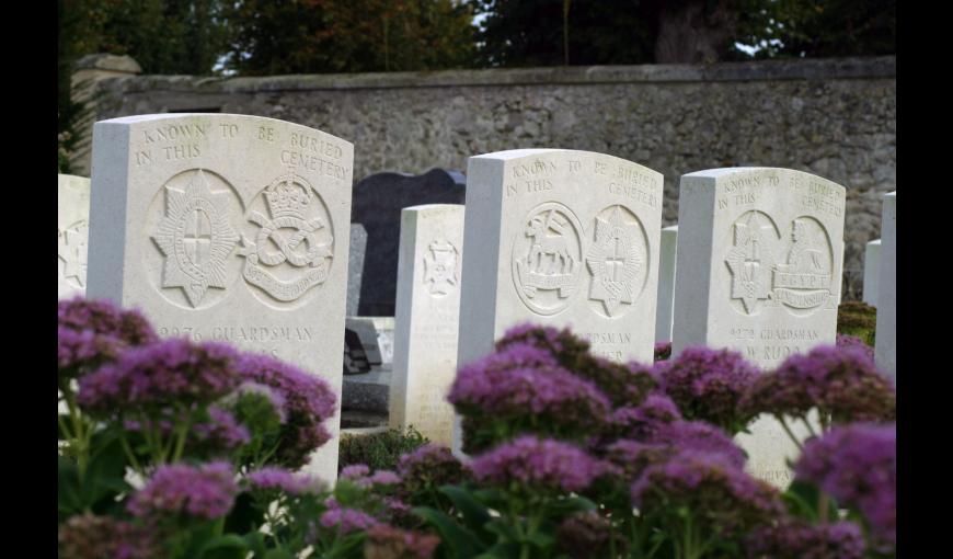 Sépultures britanniques au cimetière communal de Braine (Aisne)