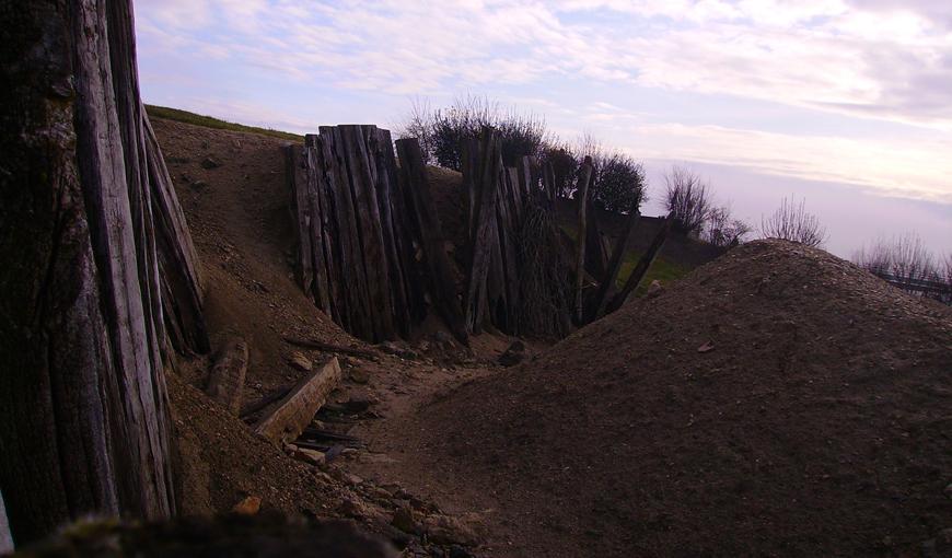 Photographie extraite du projet pédagogique 2008-2009 en partenariat avec le collège de Corbeny,  le photographe Bruno Gouhoury et la Caverne du Dragon.