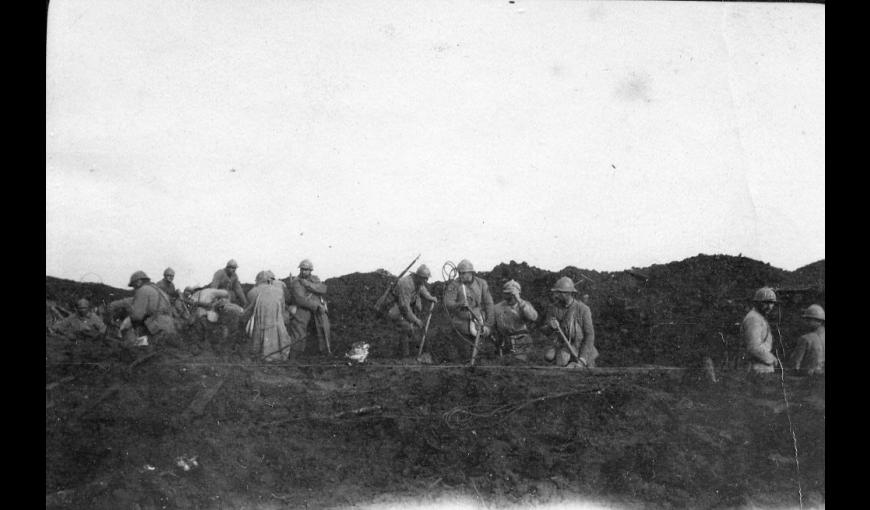 Soldat français sur le Chemin des Dames pendant la Première Guerre mondiale