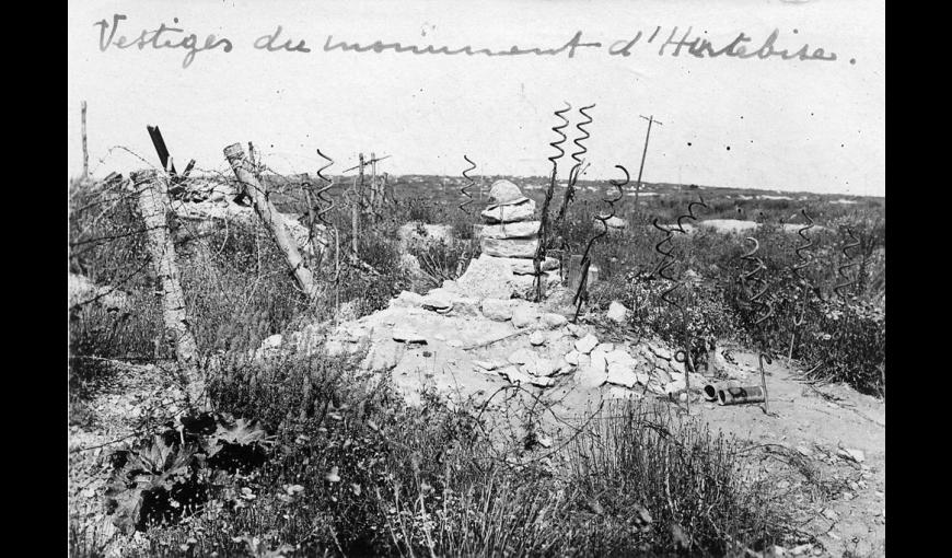 Vestiges du monument d'Hurtebise, souvenir de la bataille de Craonne du 7 mars 1814